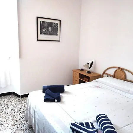Casa Sissi - Comfort In Centro Ad Alghero, 2 Camere, 2 Bagni Apartmán