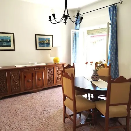 Apartmán Casa Sissi - Comfort In Centro Ad Alghero, 2 Camere, 2 Bagni *